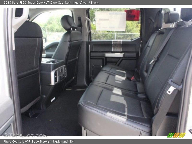 Ingot Silver / Black 2019 Ford F350 Super Duty XLT Crew Cab 4x4