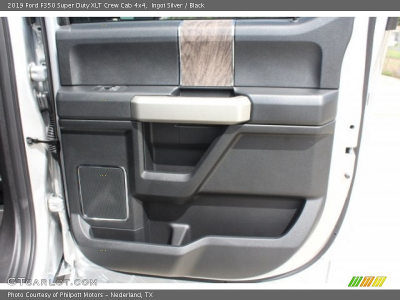 Ingot Silver / Black 2019 Ford F350 Super Duty XLT Crew Cab 4x4