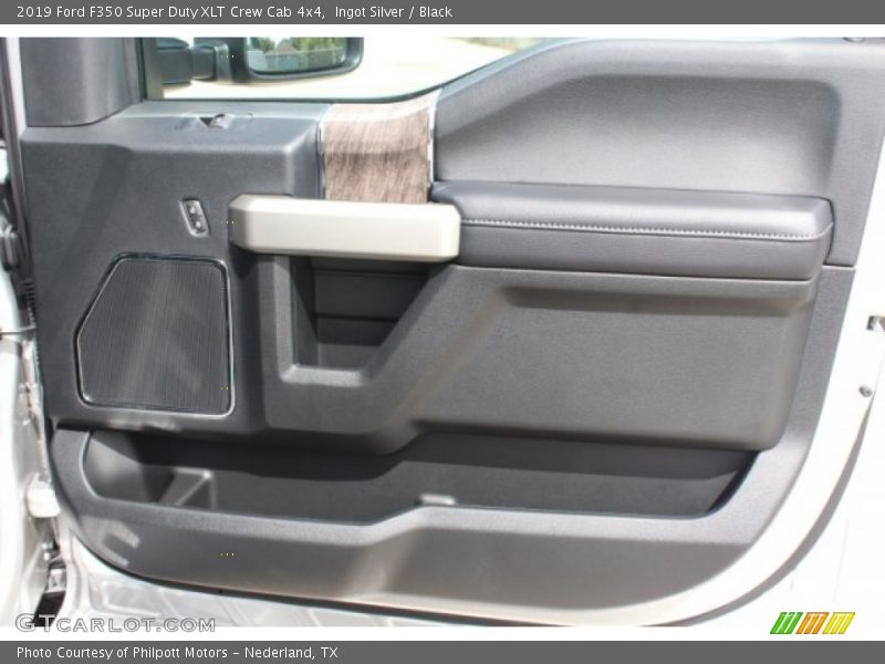 Ingot Silver / Black 2019 Ford F350 Super Duty XLT Crew Cab 4x4
