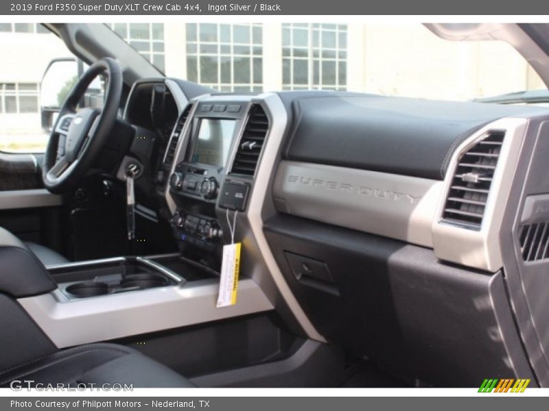 Ingot Silver / Black 2019 Ford F350 Super Duty XLT Crew Cab 4x4