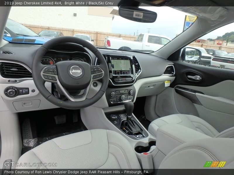 Bright White / Black/Ski Grey 2019 Jeep Cherokee Limited 4x4