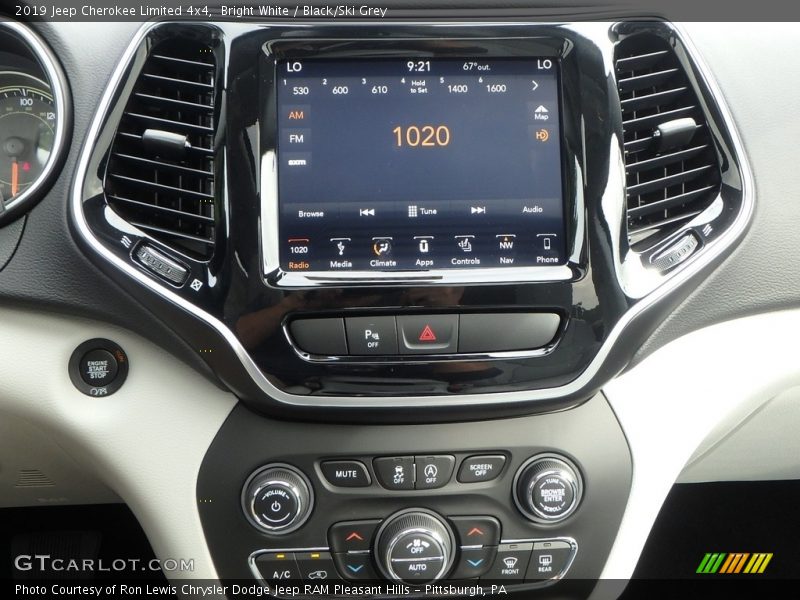 Bright White / Black/Ski Grey 2019 Jeep Cherokee Limited 4x4