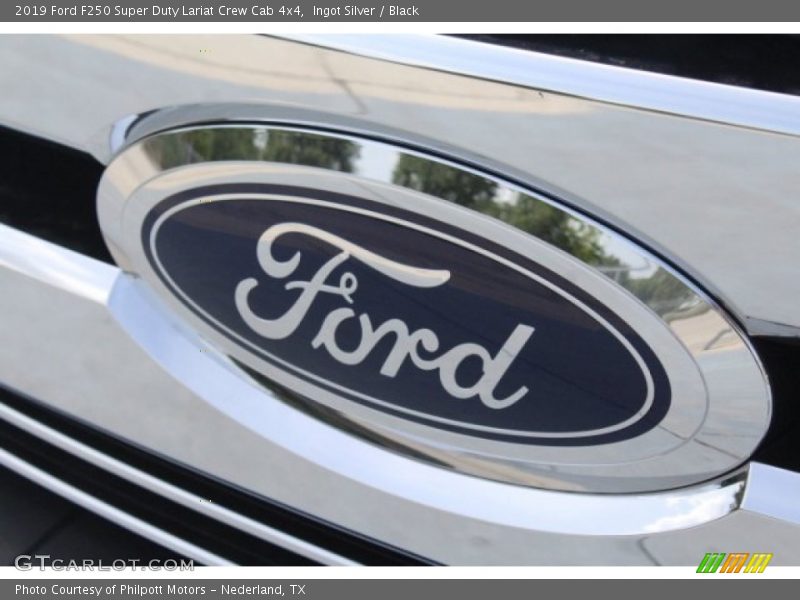 Ingot Silver / Black 2019 Ford F250 Super Duty Lariat Crew Cab 4x4
