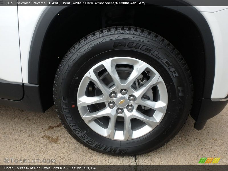 Pearl White / Dark Atmosphere/Medium Ash Gray 2019 Chevrolet Traverse LT AWD