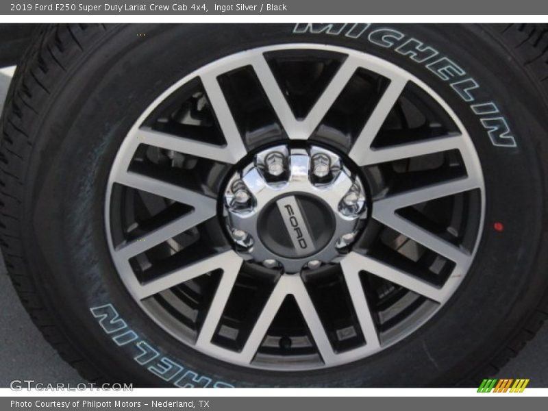 Ingot Silver / Black 2019 Ford F250 Super Duty Lariat Crew Cab 4x4