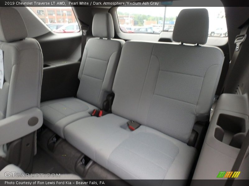 Pearl White / Dark Atmosphere/Medium Ash Gray 2019 Chevrolet Traverse LT AWD