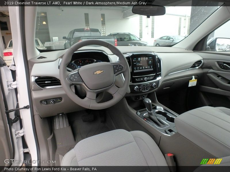 Pearl White / Dark Atmosphere/Medium Ash Gray 2019 Chevrolet Traverse LT AWD