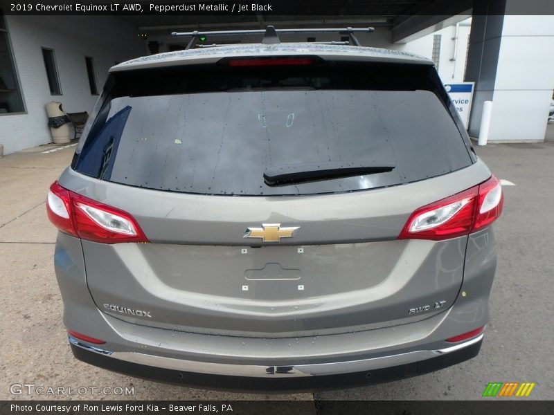Pepperdust Metallic / Jet Black 2019 Chevrolet Equinox LT AWD
