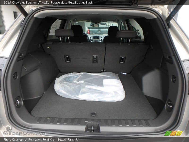 Pepperdust Metallic / Jet Black 2019 Chevrolet Equinox LT AWD