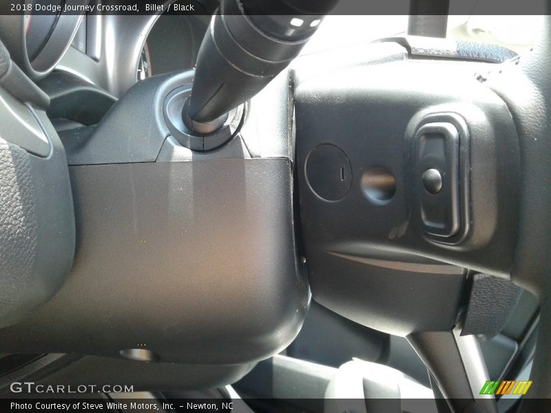 Billet / Black 2018 Dodge Journey Crossroad