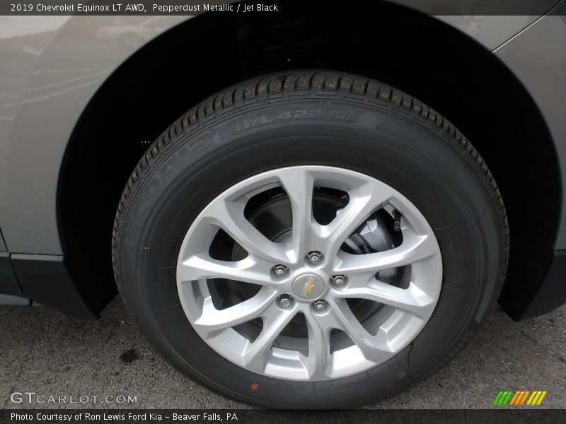 Pepperdust Metallic / Jet Black 2019 Chevrolet Equinox LT AWD
