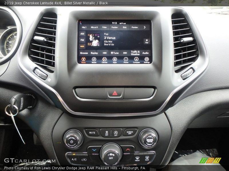 Billet Silver Metallic / Black 2019 Jeep Cherokee Latitude 4x4