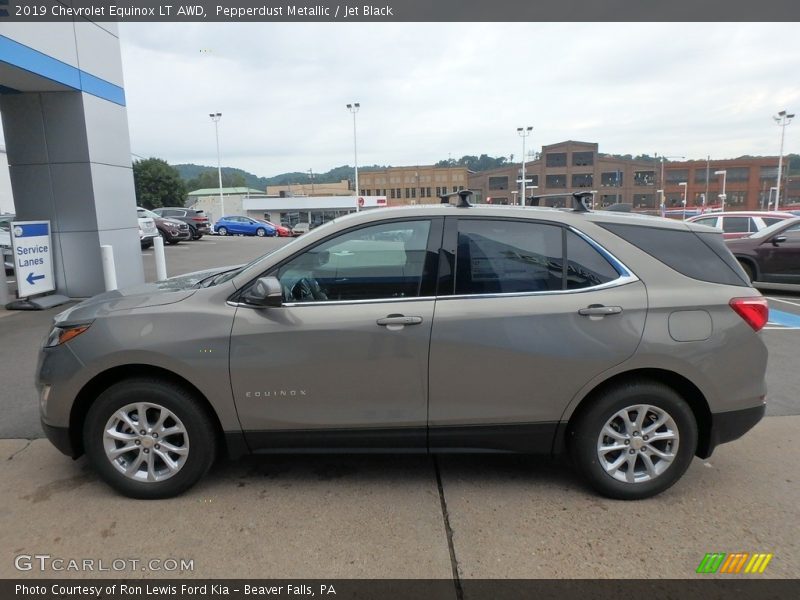 Pepperdust Metallic / Jet Black 2019 Chevrolet Equinox LT AWD