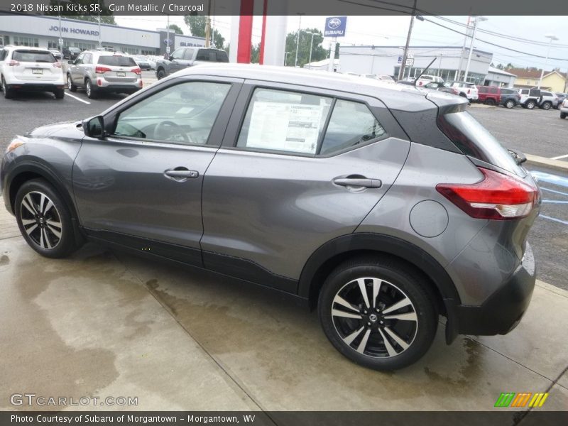 Gun Metallic / Charcoal 2018 Nissan Kicks SR