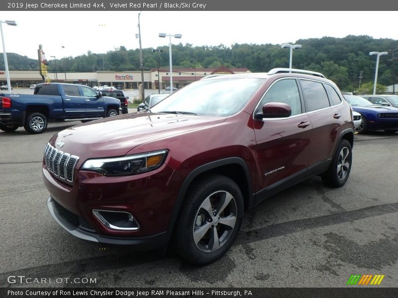 Velvet Red Pearl / Black/Ski Grey 2019 Jeep Cherokee Limited 4x4