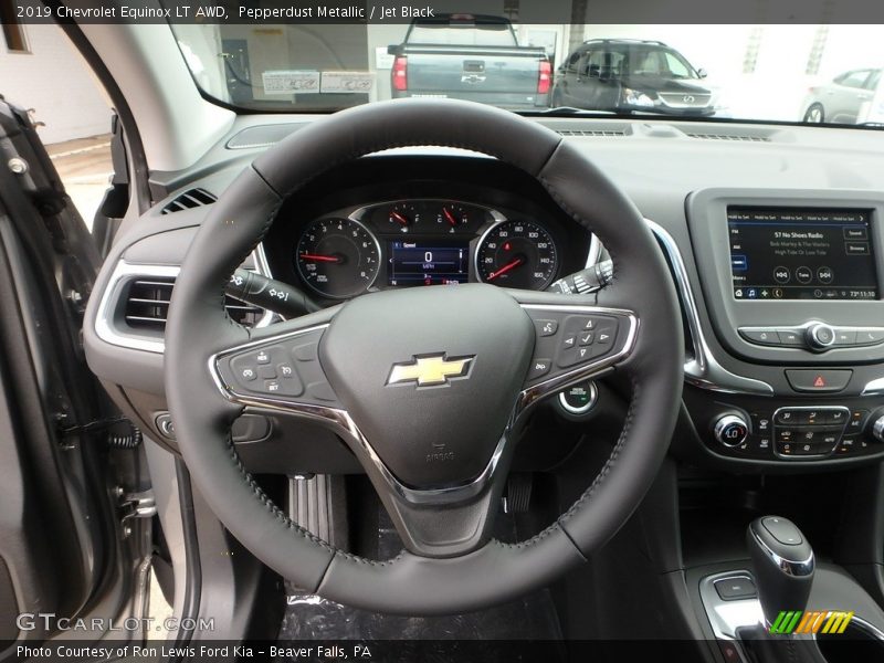 Pepperdust Metallic / Jet Black 2019 Chevrolet Equinox LT AWD