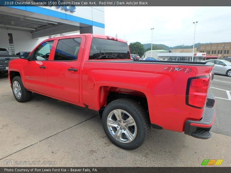 Red Hot / Dark Ash/Jet Black 2018 Chevrolet Silverado 1500 Custom Crew Cab 4x4