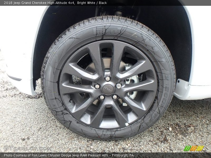 Bright White / Black 2018 Jeep Grand Cherokee High Altitude 4x4