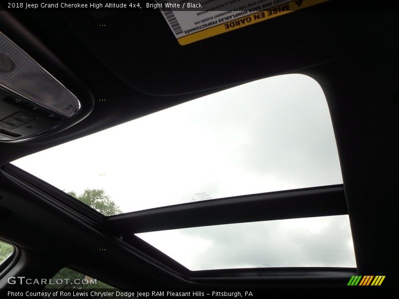 Bright White / Black 2018 Jeep Grand Cherokee High Altitude 4x4
