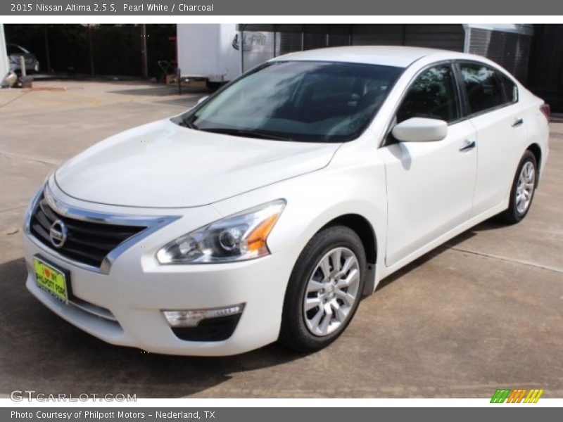 Pearl White / Charcoal 2015 Nissan Altima 2.5 S
