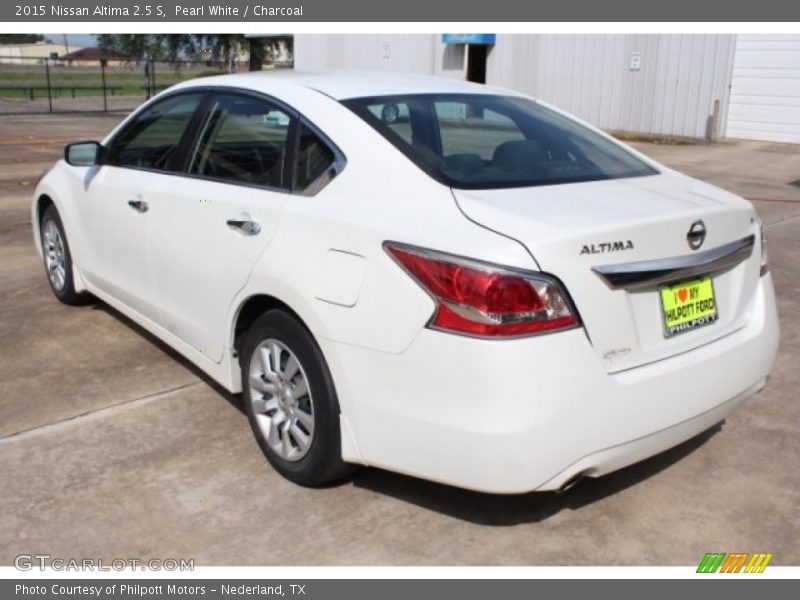 Pearl White / Charcoal 2015 Nissan Altima 2.5 S