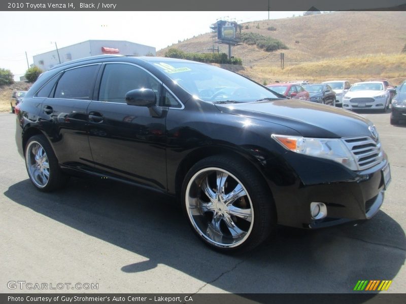 Black / Ivory 2010 Toyota Venza I4