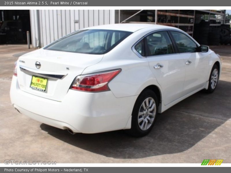 Pearl White / Charcoal 2015 Nissan Altima 2.5 S