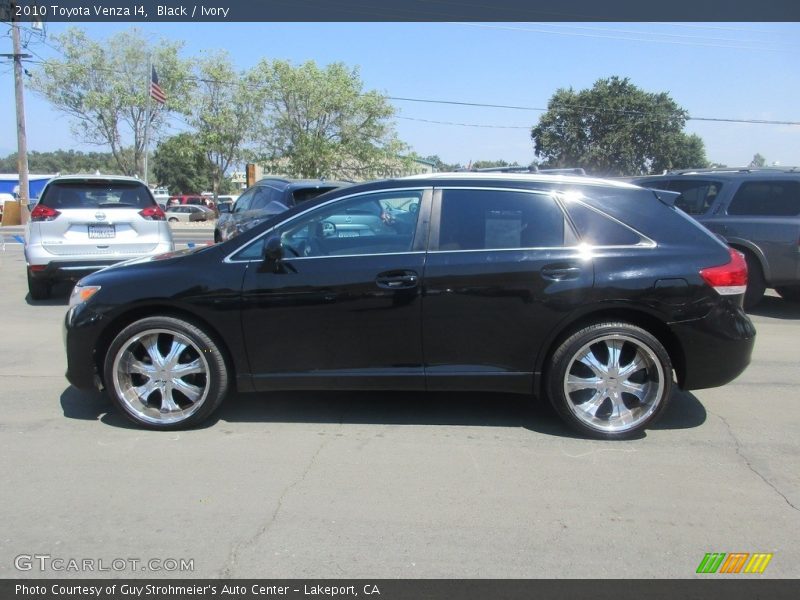 Black / Ivory 2010 Toyota Venza I4