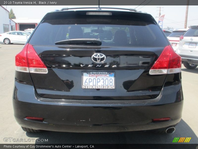 Black / Ivory 2010 Toyota Venza I4