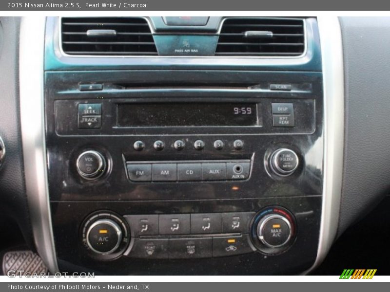 Pearl White / Charcoal 2015 Nissan Altima 2.5 S