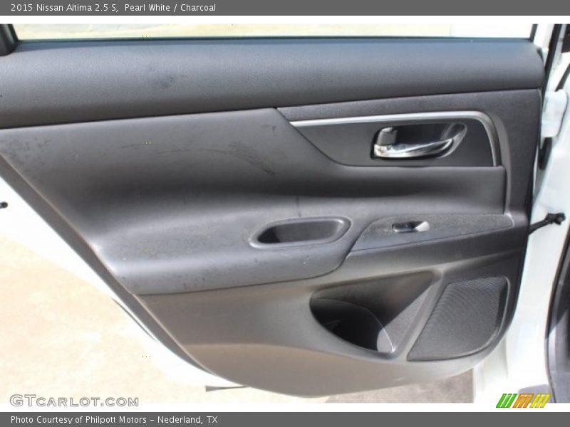 Pearl White / Charcoal 2015 Nissan Altima 2.5 S