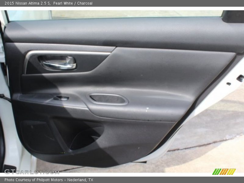 Pearl White / Charcoal 2015 Nissan Altima 2.5 S