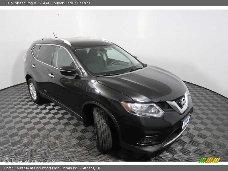 Super Black / Charcoal 2015 Nissan Rogue SV AWD