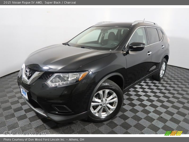 Super Black / Charcoal 2015 Nissan Rogue SV AWD