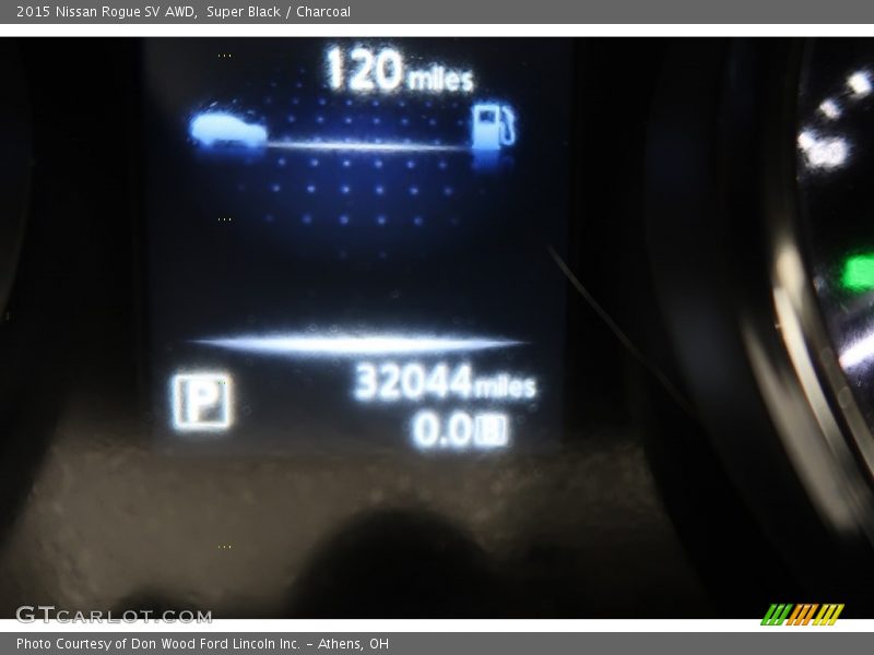 Super Black / Charcoal 2015 Nissan Rogue SV AWD