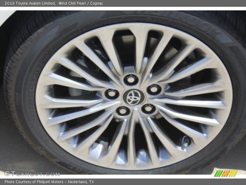 Wind Chill Pearl / Cognac 2019 Toyota Avalon Limited