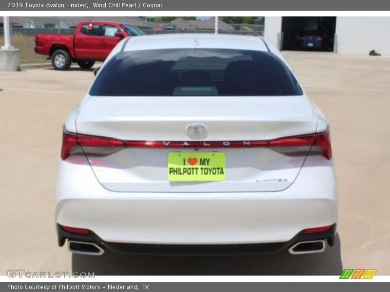 Wind Chill Pearl / Cognac 2019 Toyota Avalon Limited