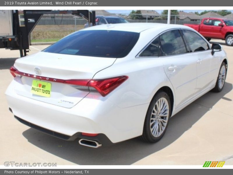 Wind Chill Pearl / Cognac 2019 Toyota Avalon Limited