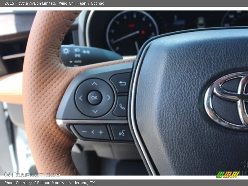 Wind Chill Pearl / Cognac 2019 Toyota Avalon Limited