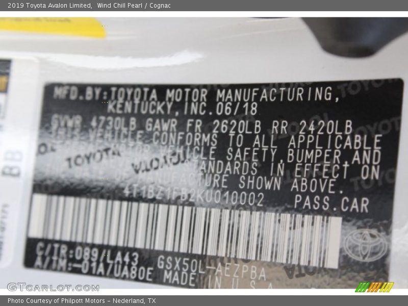 Wind Chill Pearl / Cognac 2019 Toyota Avalon Limited