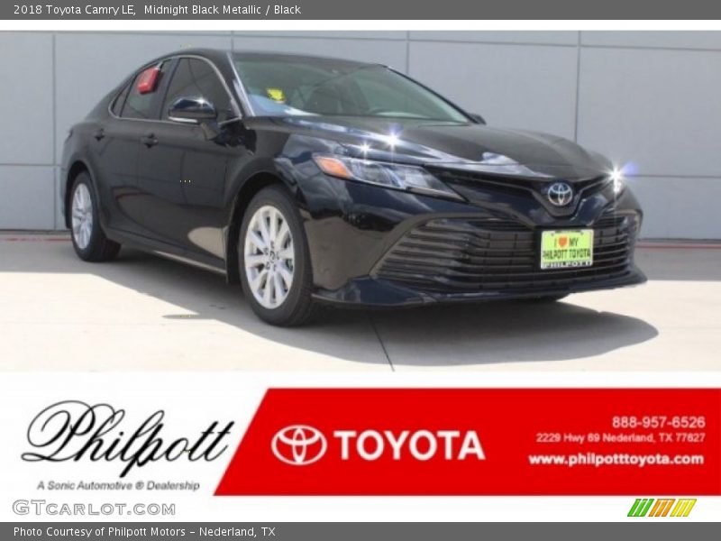 Midnight Black Metallic / Black 2018 Toyota Camry LE