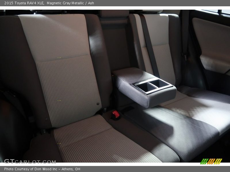 Magnetic Gray Metallic / Ash 2015 Toyota RAV4 XLE