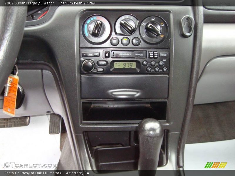 Titanium Pearl / Gray 2002 Subaru Legacy L Wagon