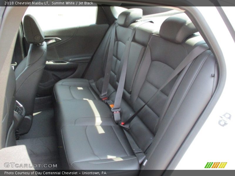 Summit White / Jet Black 2018 Chevrolet Malibu LT