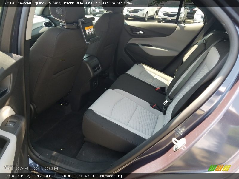 Pacific Blue Metallic / Medium Ash Gray 2019 Chevrolet Equinox LS AWD