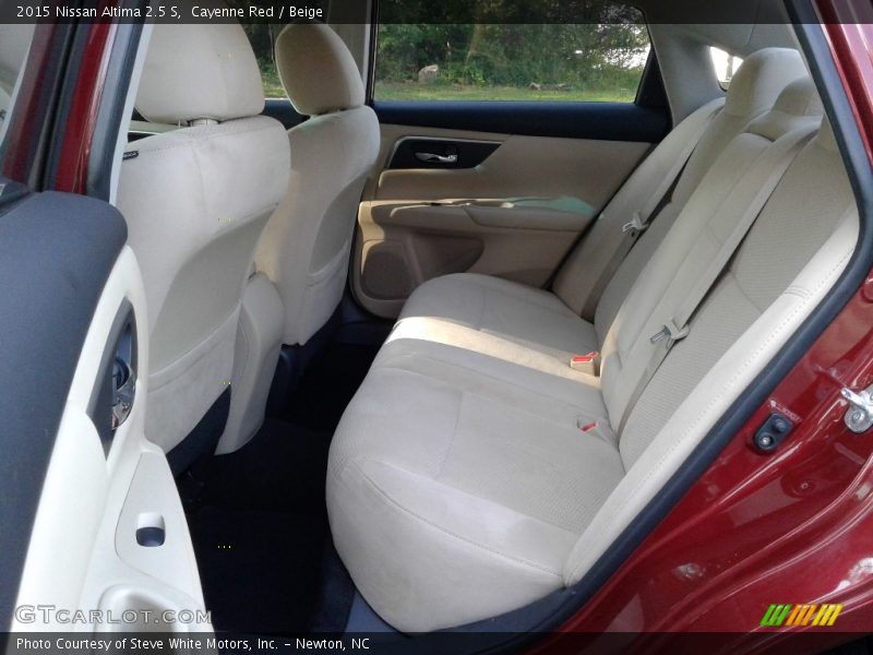 Cayenne Red / Beige 2015 Nissan Altima 2.5 S