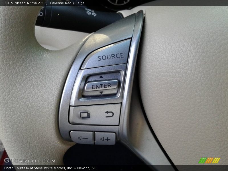 Cayenne Red / Beige 2015 Nissan Altima 2.5 S