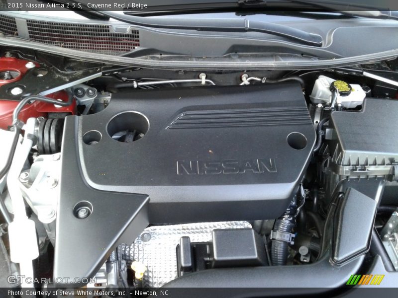 Cayenne Red / Beige 2015 Nissan Altima 2.5 S