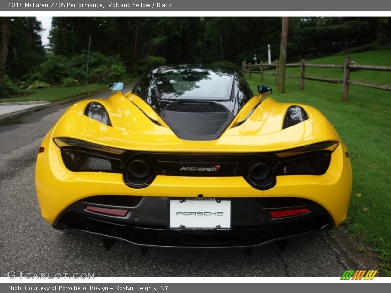 Volcano Yellow / Black 2018 McLaren 720S Performance