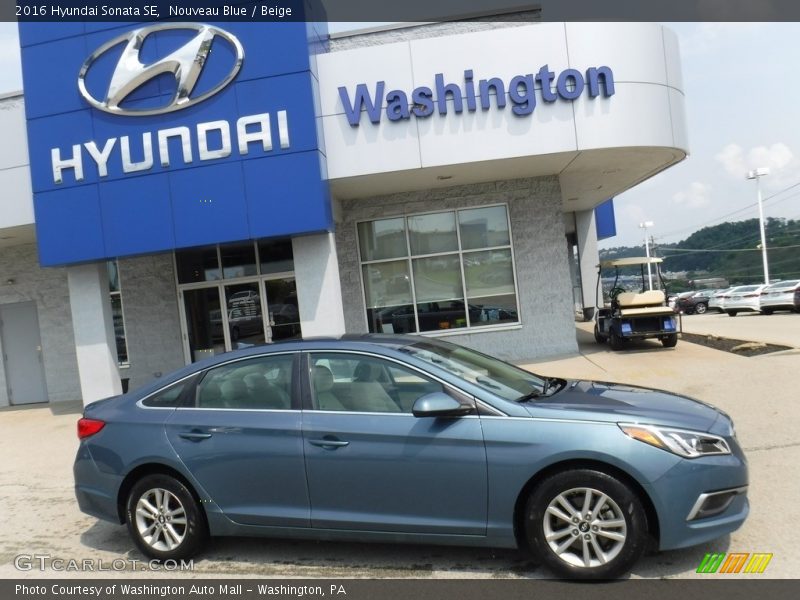 Nouveau Blue / Beige 2016 Hyundai Sonata SE